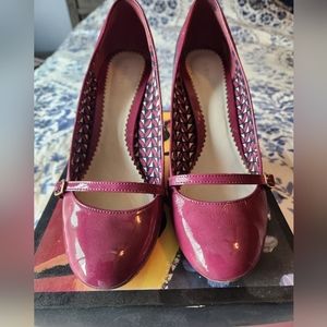 Fioni 8.5 Pink Patten shoes